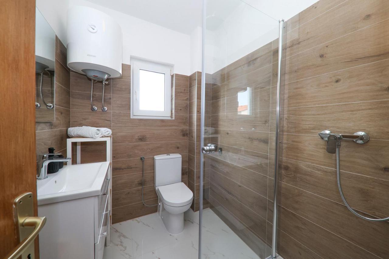 דוברופוליינה Apartmani Maestral מראה חיצוני תמונה