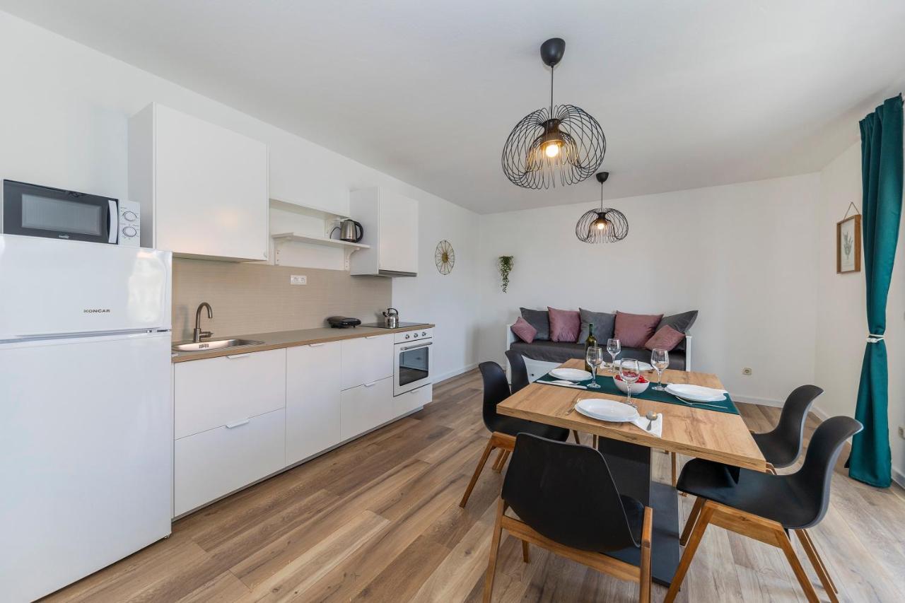דוברופוליינה Apartmani Maestral מראה חיצוני תמונה