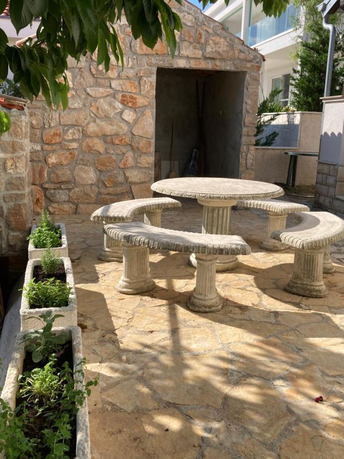 דוברופוליינה Apartmani Maestral מראה חיצוני תמונה